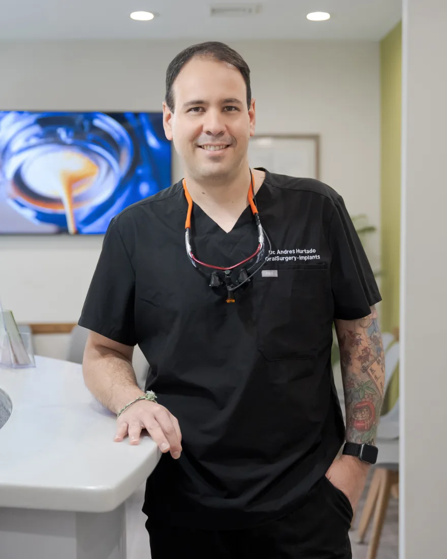 Dr. Andrés Hurtado